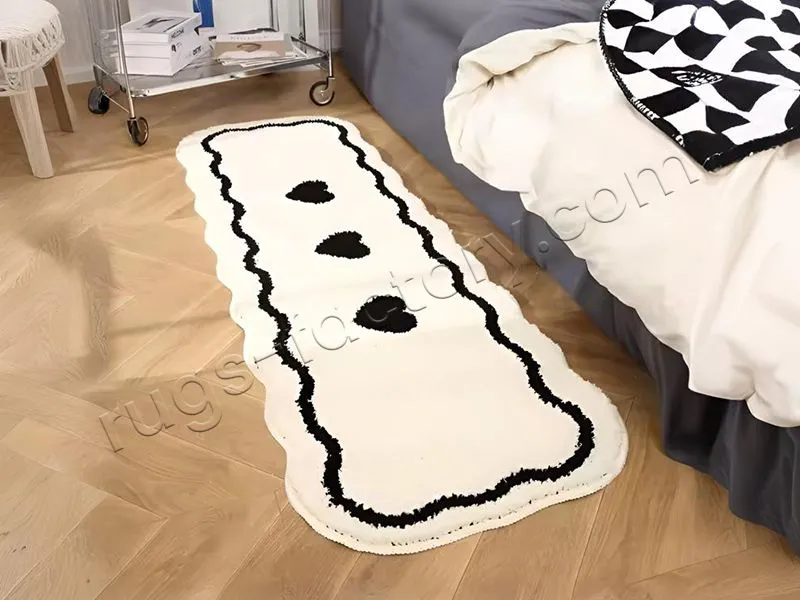 Irregular-shaped Mat